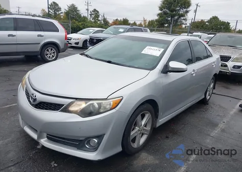 2012 Toyota Camry Se z USA, uszkodzony, nr VIN 4T1BF1FK3CU506145